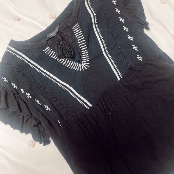 lucky brand flowy shirt with tassel size sm - Picture 2 of 3